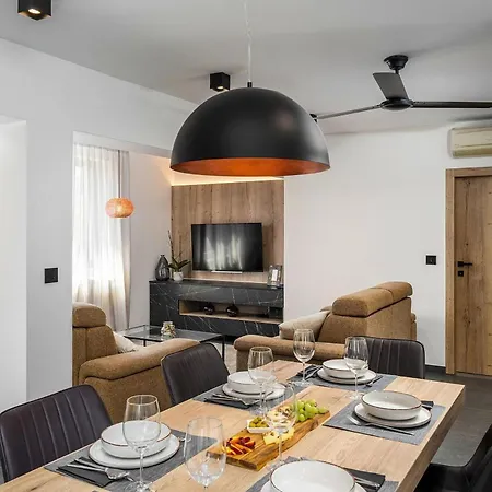 Apartamento Larisa *