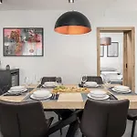 Larisa 公寓 *