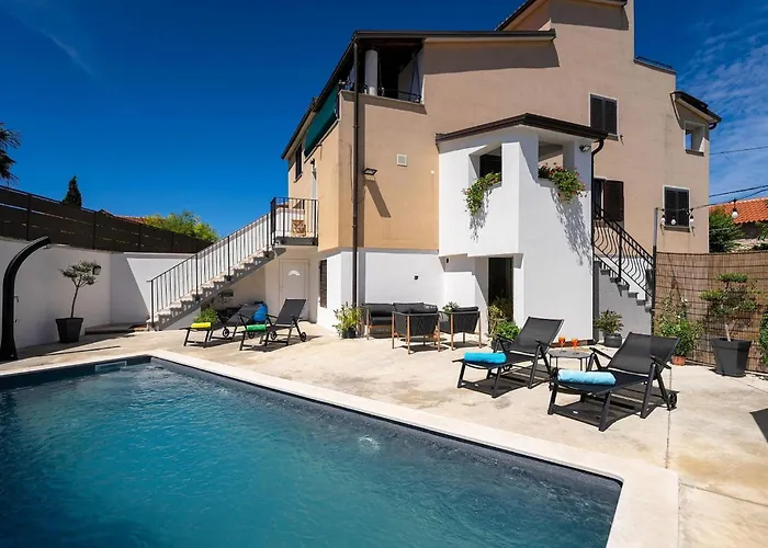 Apartman Larisa Tar-Vabriga